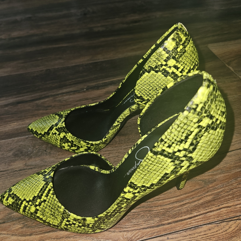 Jessica Simpson Neon Yellow Snake-Print Pointed-Toe Pumps